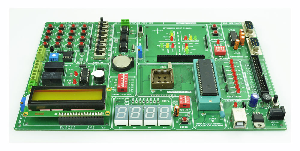 8051 DEVELOPMENT BOARD